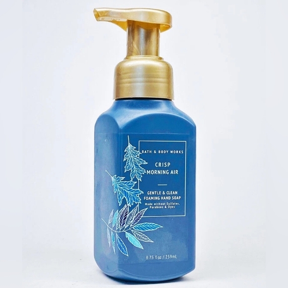 Bath & Body Works Crisp Morning Air Foaming Hand Soap - Blue and Gold - Picture 1 of 1